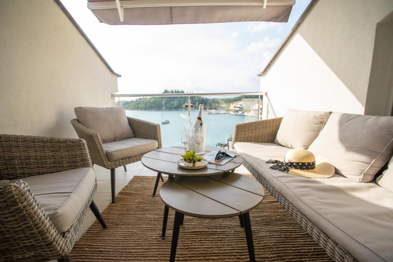 Apartment Antun - Adriatic Coast Retreat Blace Exterior foto